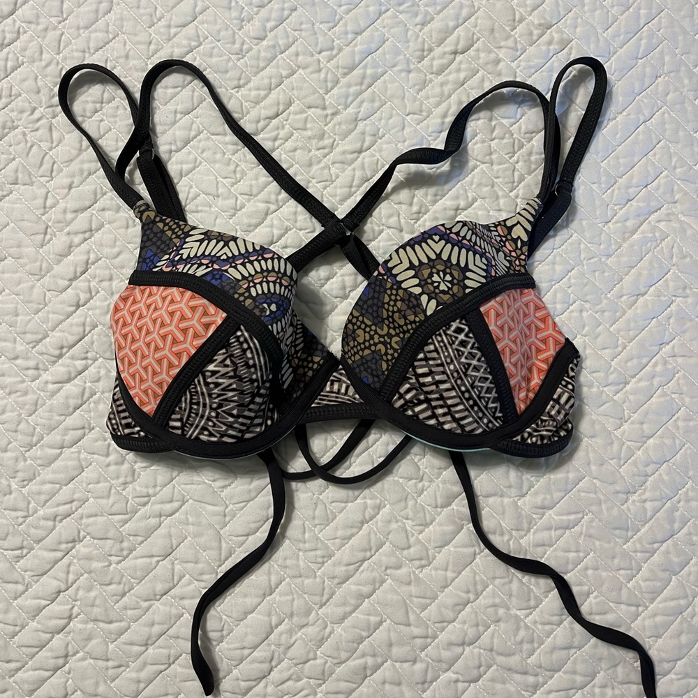 Medium Maaji reversal swim top